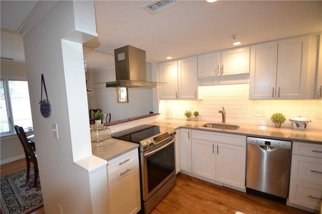 49 Seabreeze Ln #49 - Photo 7 of 32