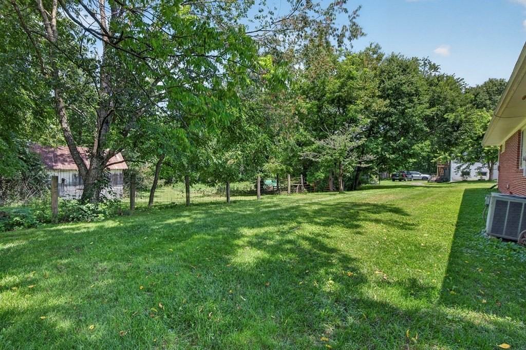 25355 Lee Hwy - Photo 2 of 22