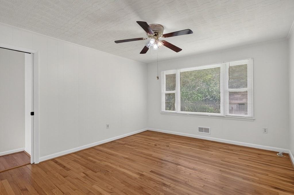 25355 Lee Hwy - Photo 6 of 22