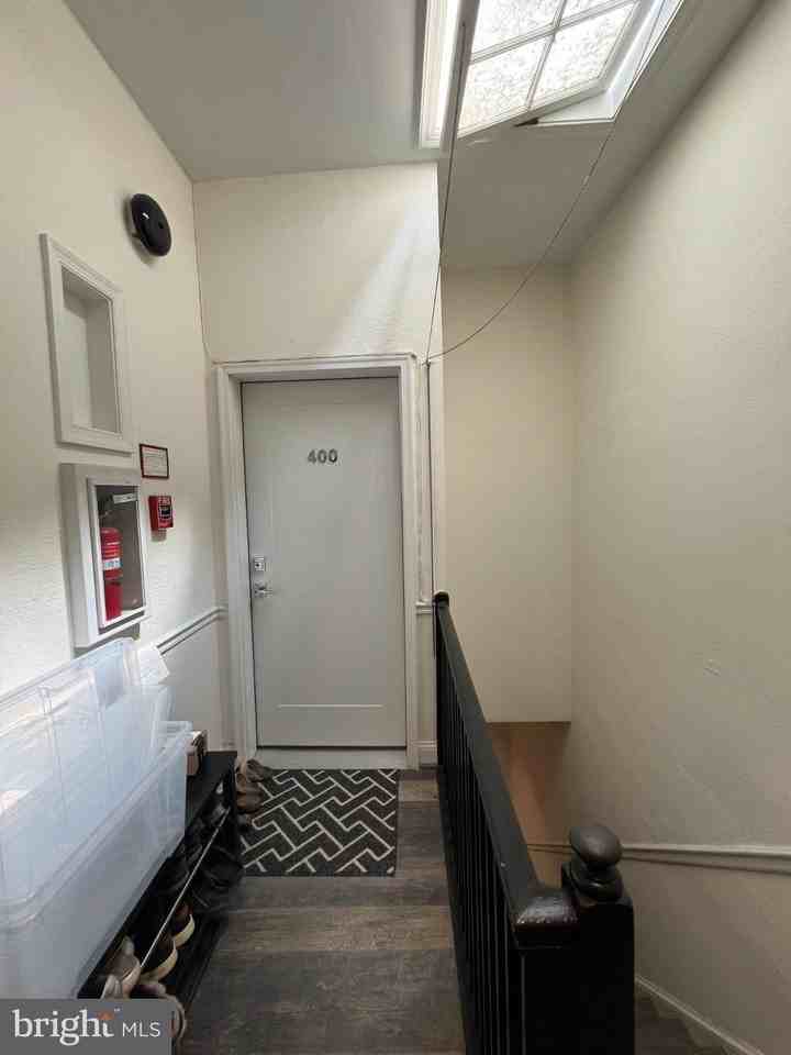 3003 P St Nw #400 - Photo 3 of 18