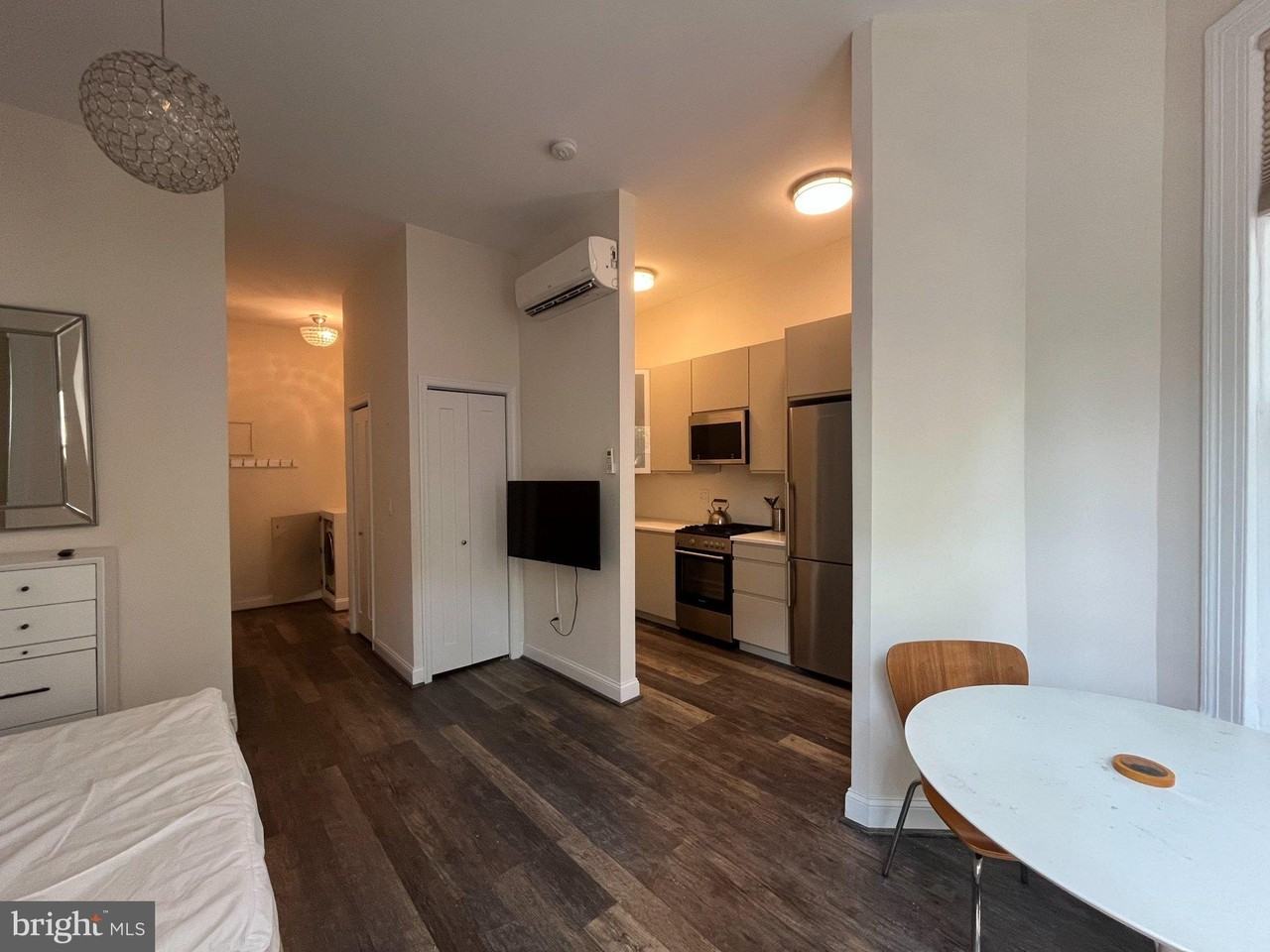 3003 P St Nw #202 - Photo 6 of 12