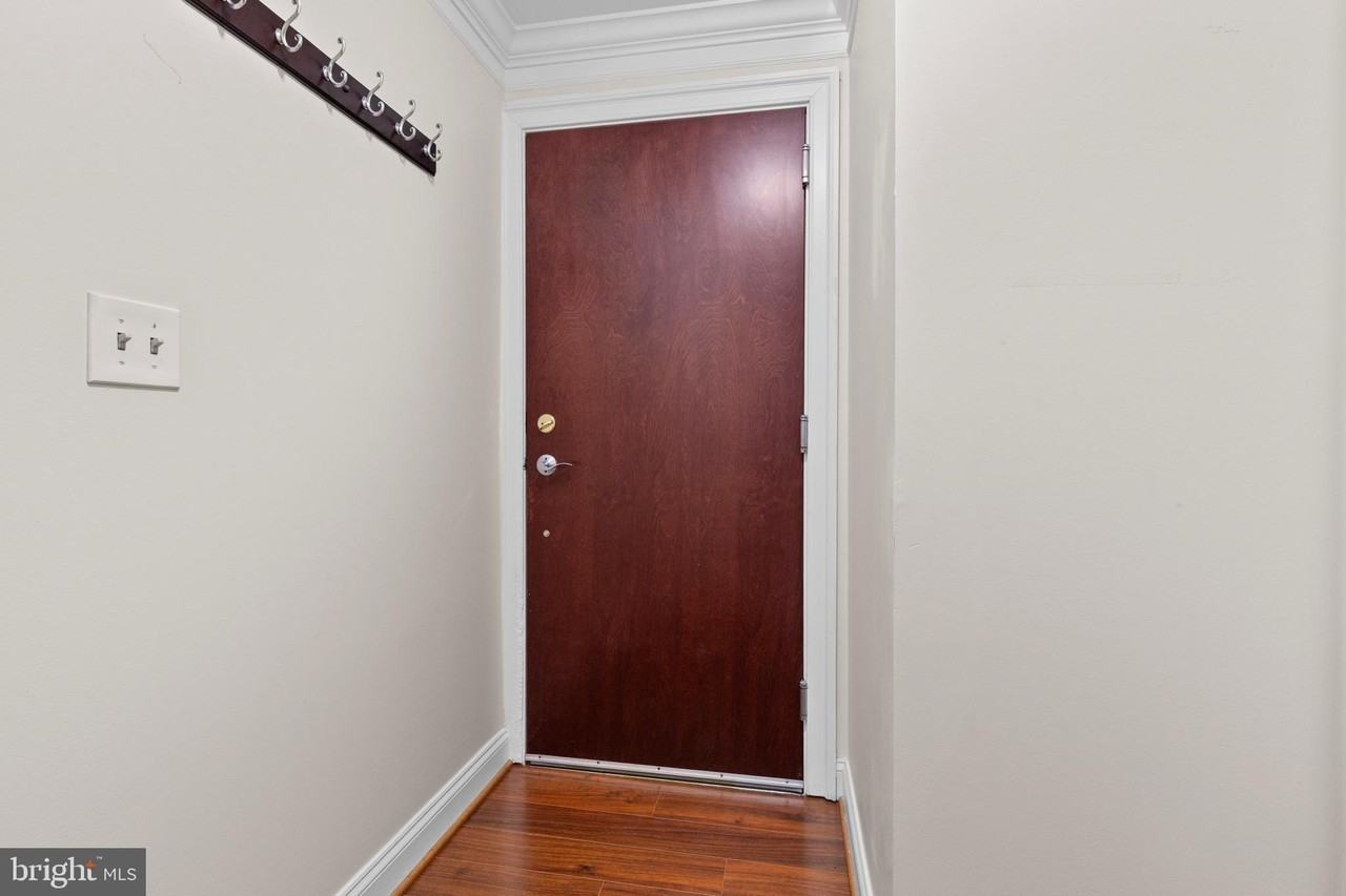 1210 R St Nw #B1 - Photo 4 of 15