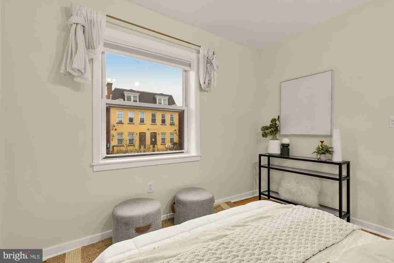 3534 10th St Nw #200 - Photo 2 of 34