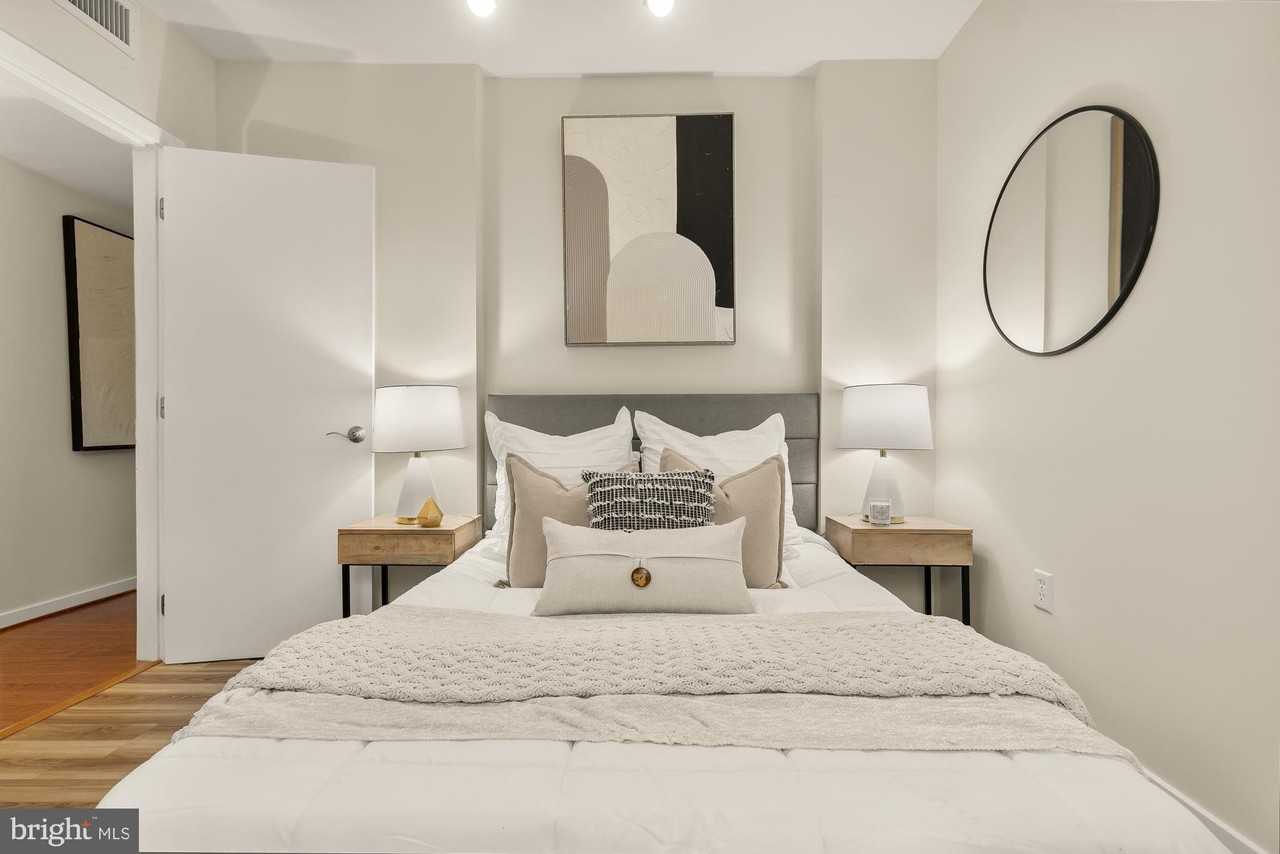 3534 10th St Nw #200 - Photo 4 of 34