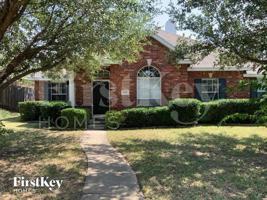 featured image of 1933 Cochran Dr