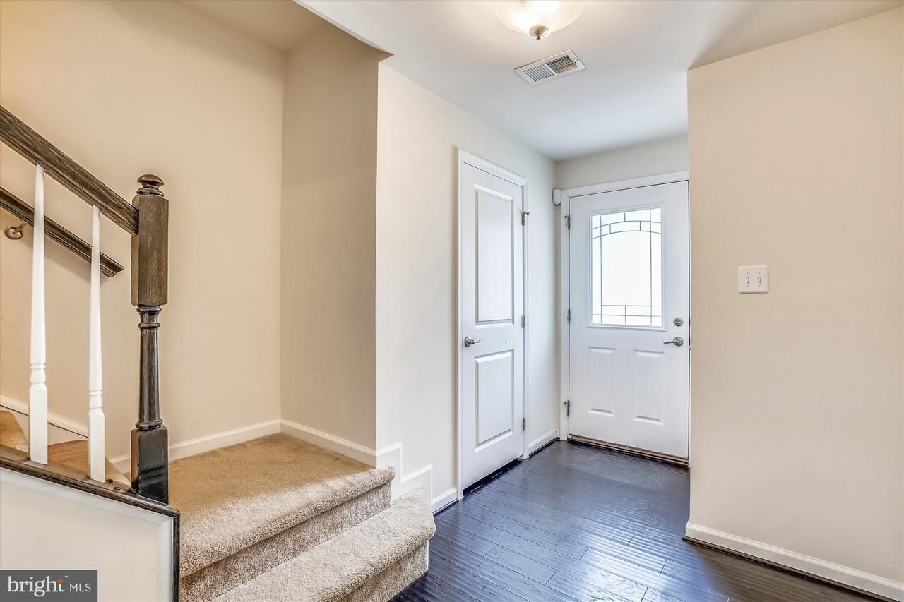 725 Apple Orchard Dr - Photo 4 of 34