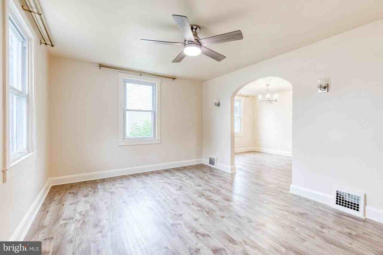 15 Georgia Ave Nw - Photo 3 of 29