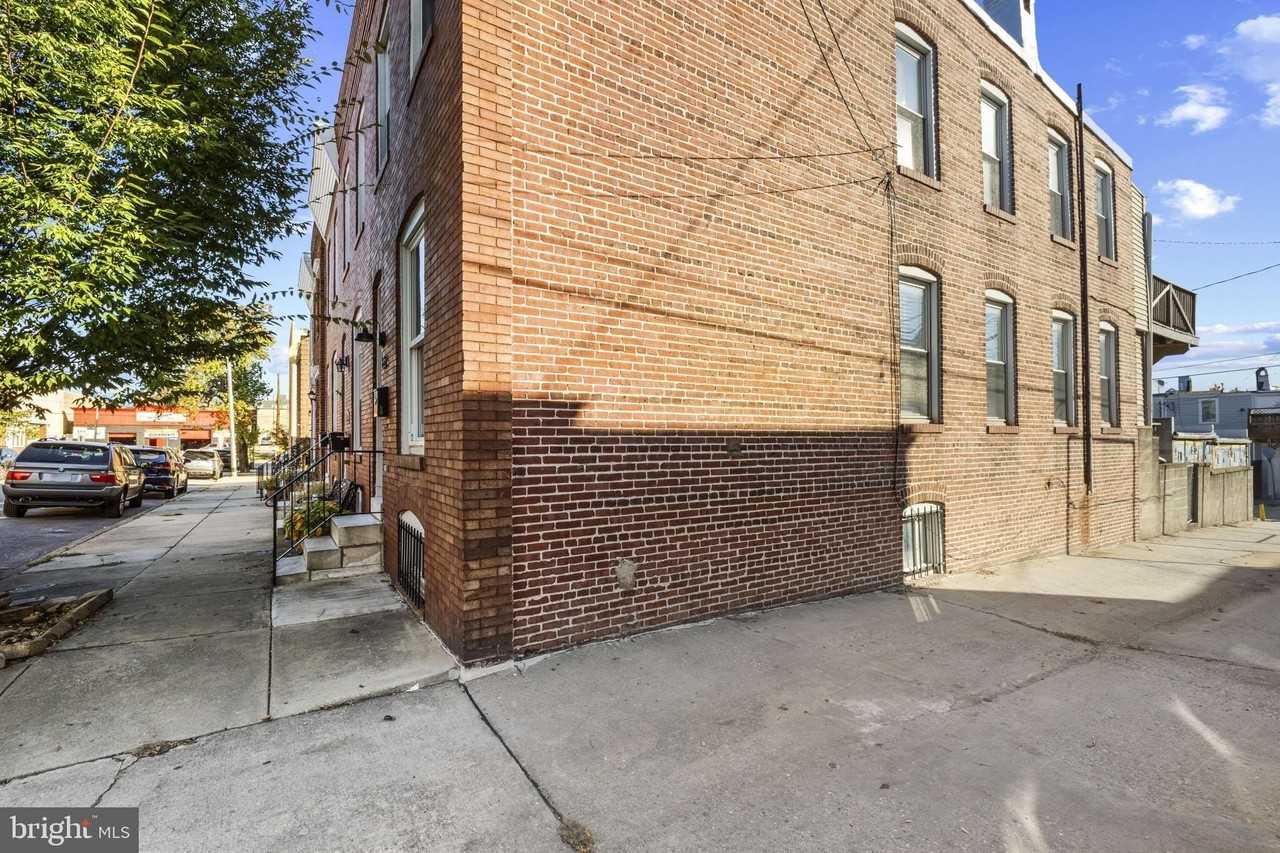 635 Fagley St - Photo 5 of 39