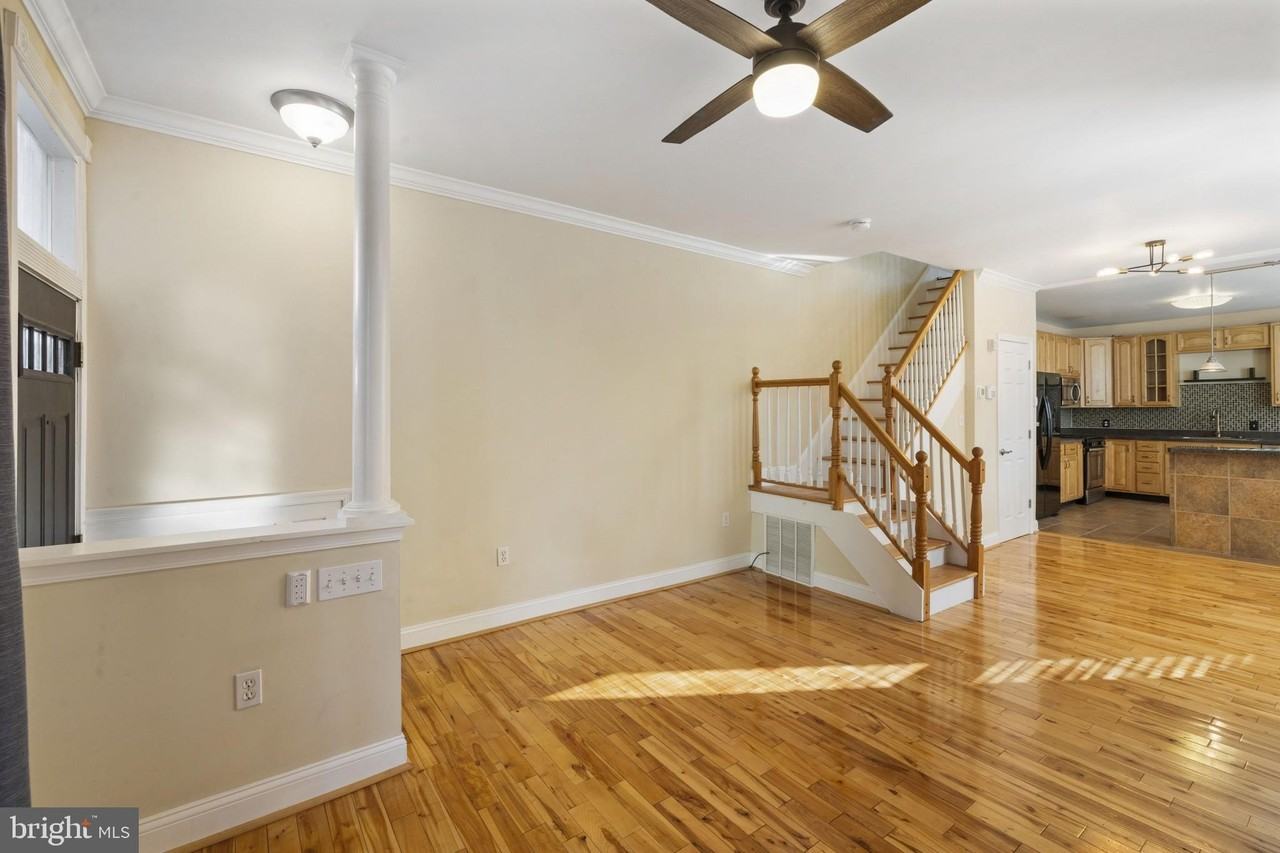 635 Fagley St - Photo 6 of 39
