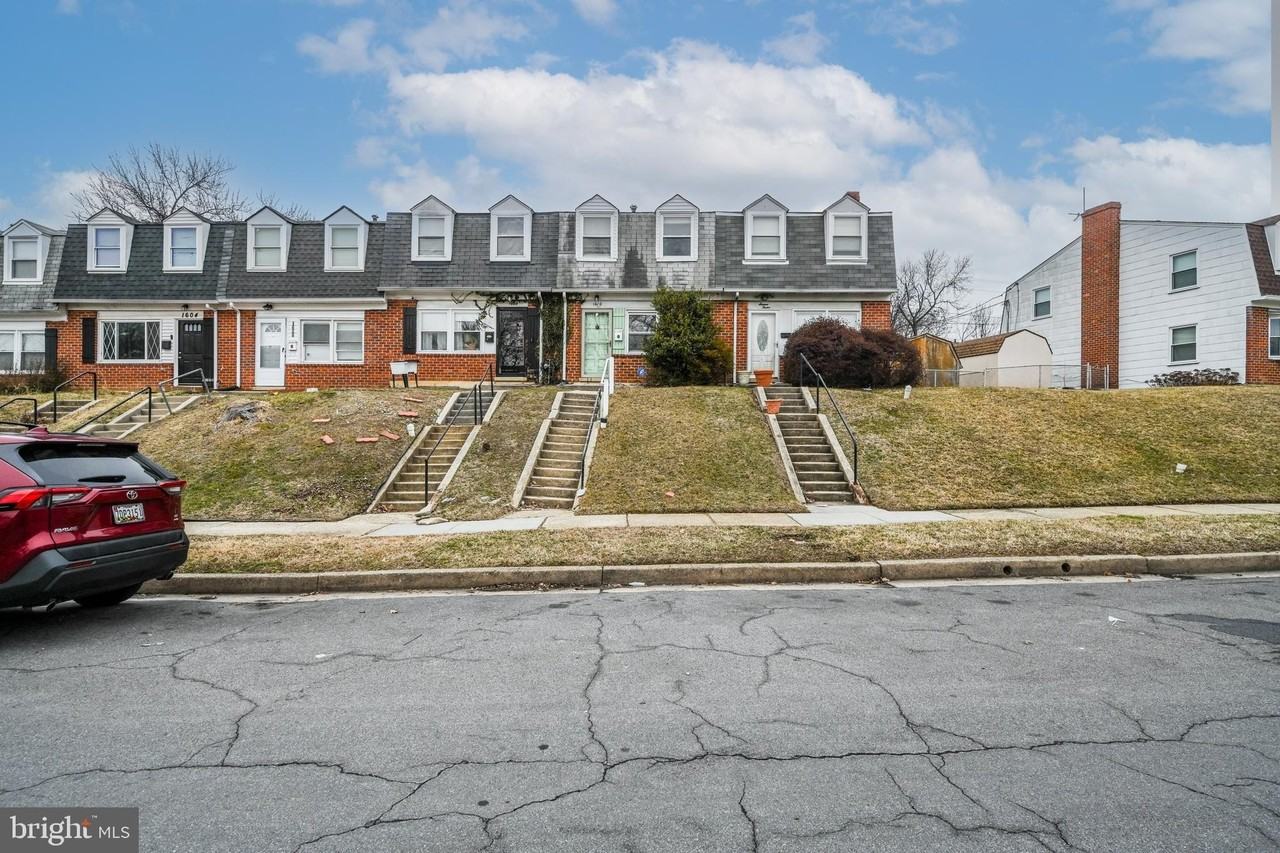 1610 Wentworth Ave - Photo 2 of 24