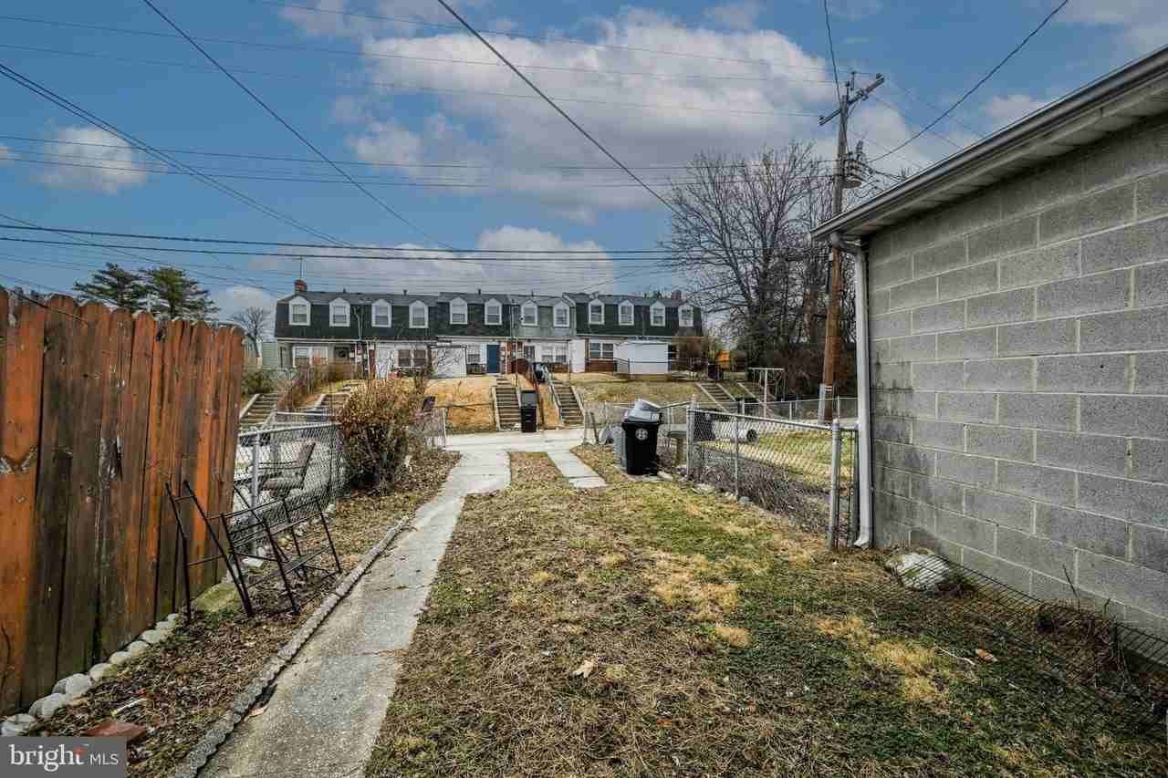 1610 Wentworth Ave - Photo 4 of 24