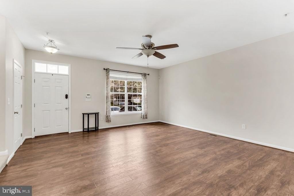 3657 Bedford Dr - Photo 5 of 27