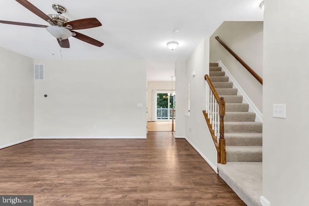 3657 Bedford Dr - Photo 6 of 27