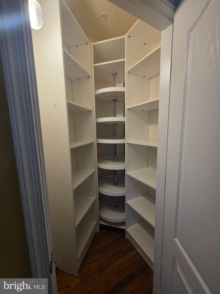 2409 Barrett Ct - Photo 7 of 15