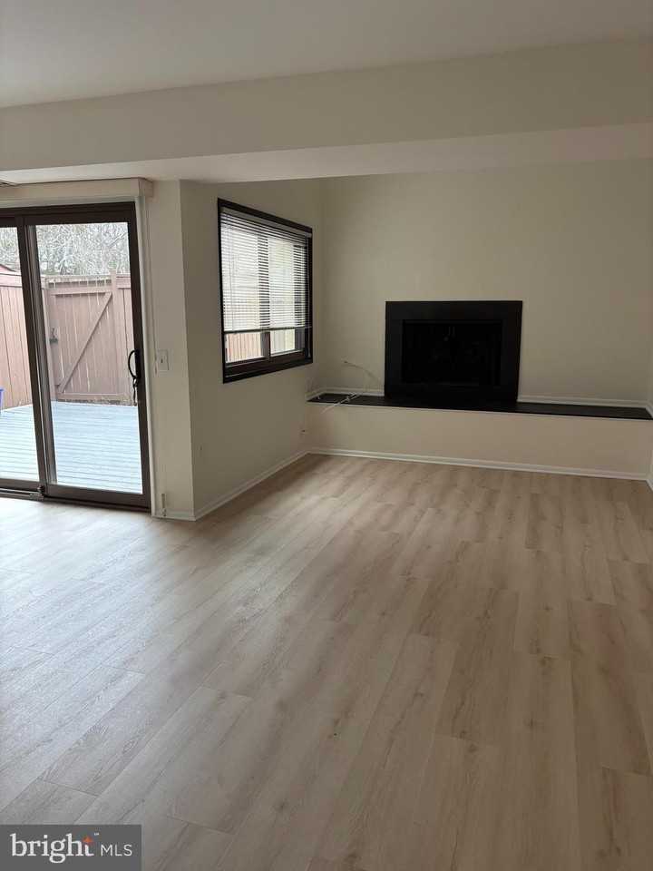 11244 Snowflake Ct - Photo 2 of 10