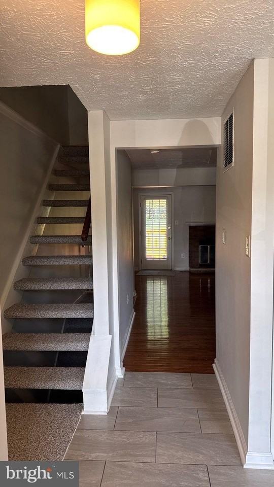 10802 Beech Creek Dr - Photo 2 of 25