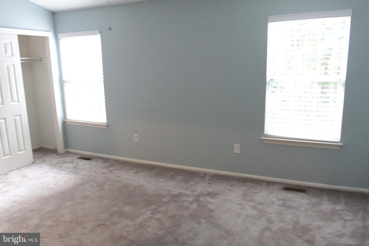 4773 Leyden Way - Photo 4 of 11