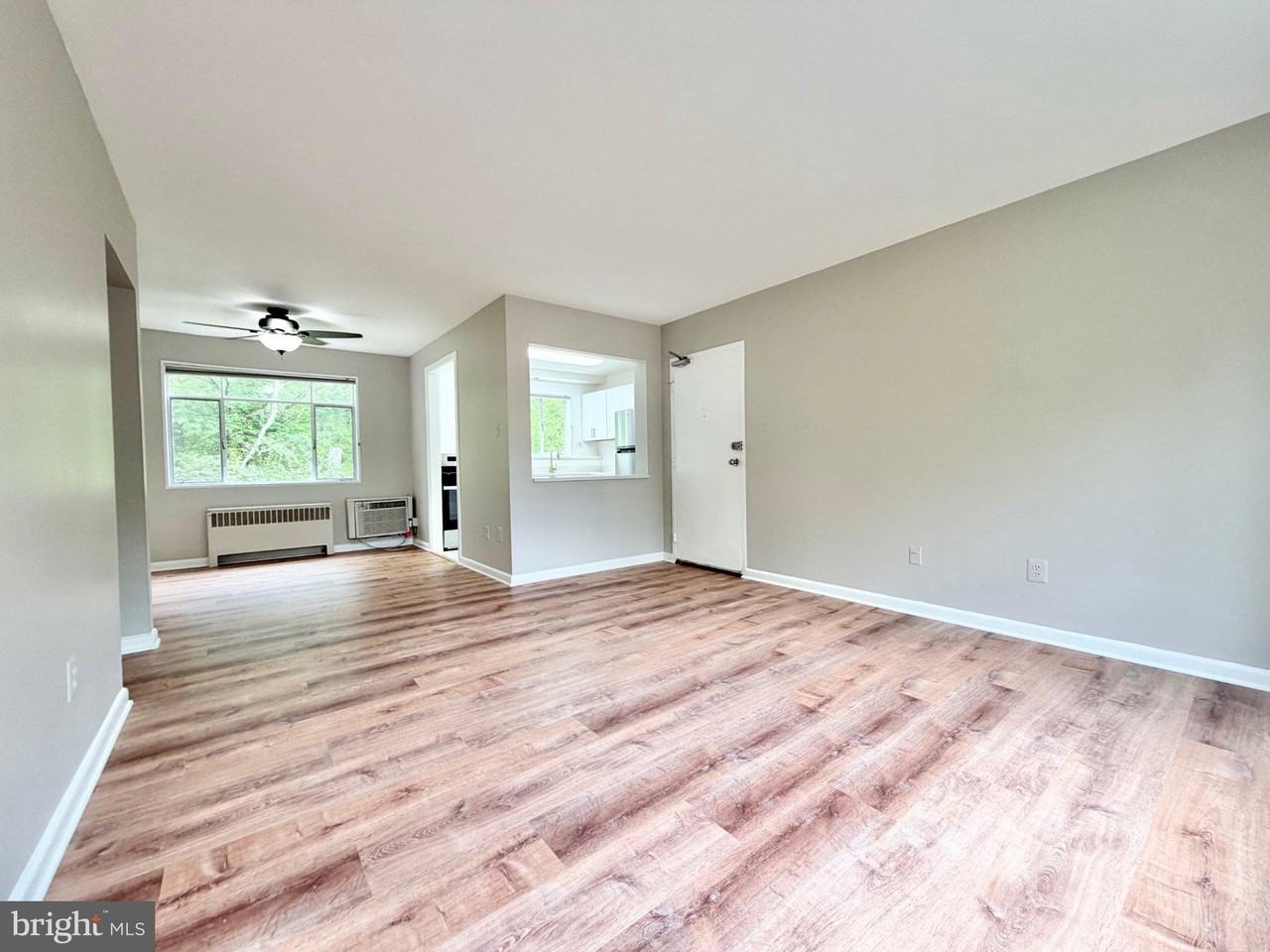10305 Montrose Ave #M101 - Photo 4 of 21