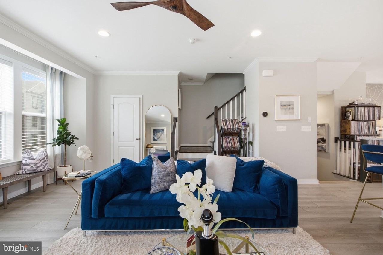 10313 Vista Meadow Way - Photo 5 of 27