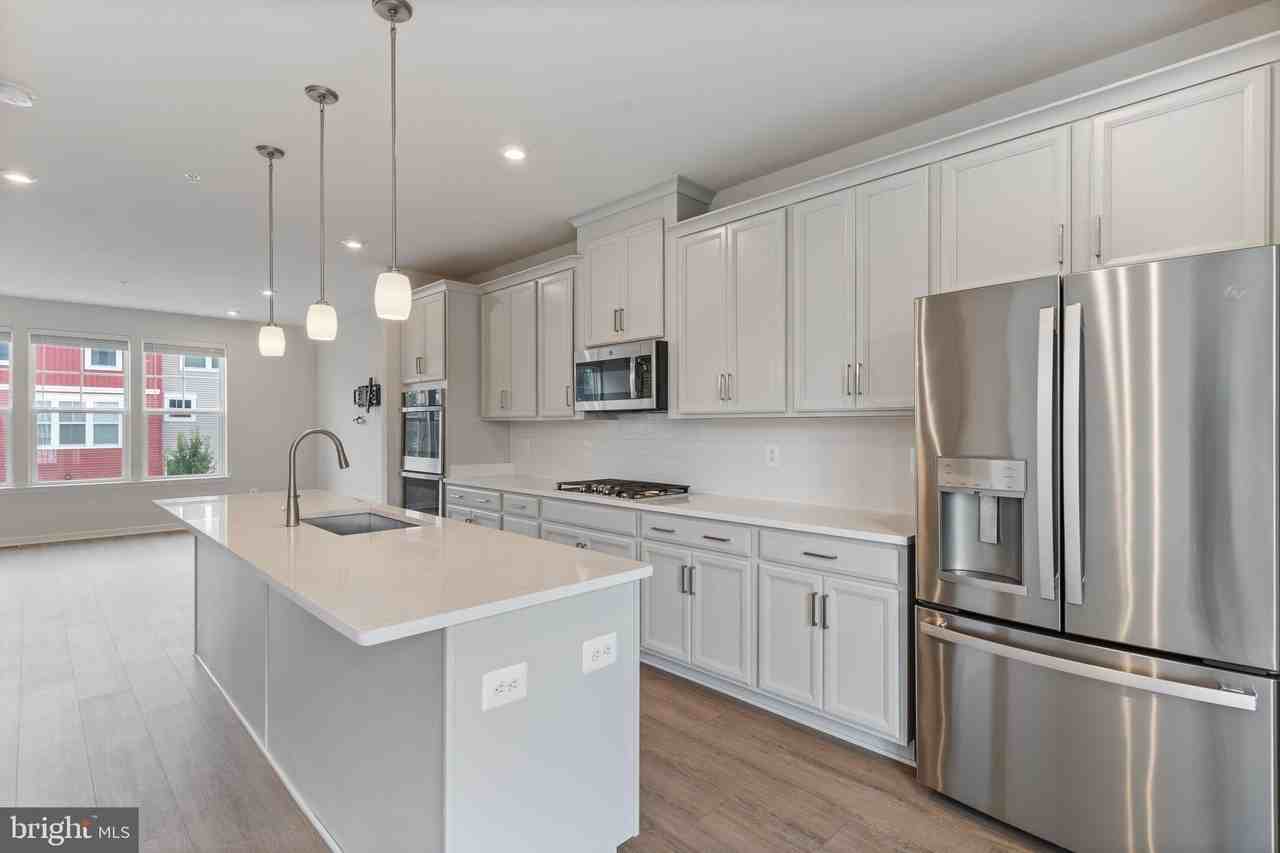 23450 Sugar Pine Ln - Photo 5 of 22