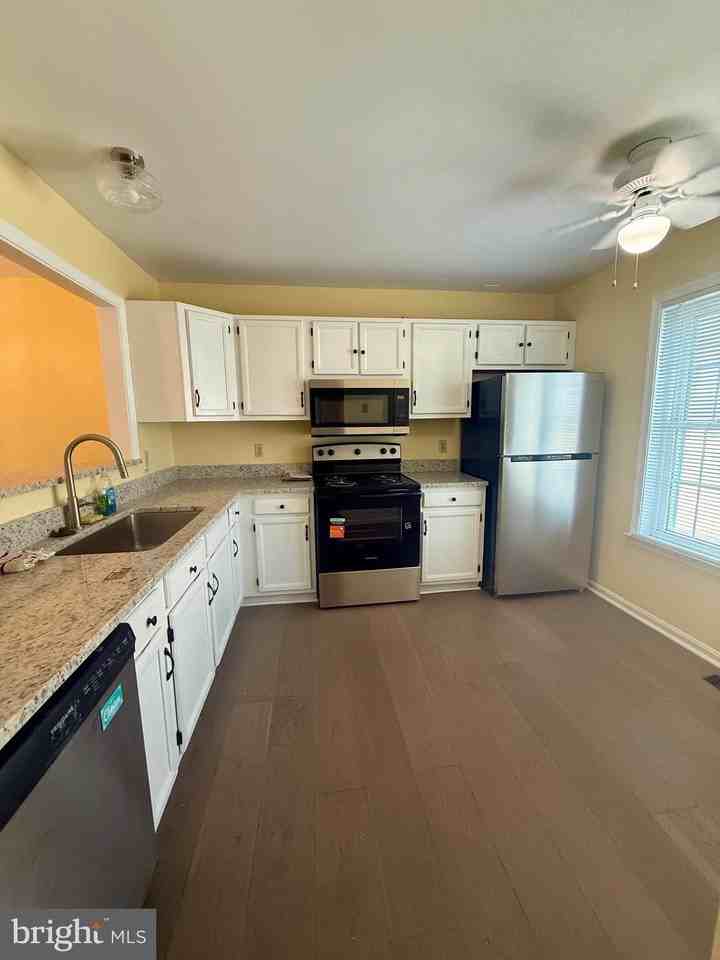139 Newport Bay Dr Unit A #206A - Photo 6 of 22