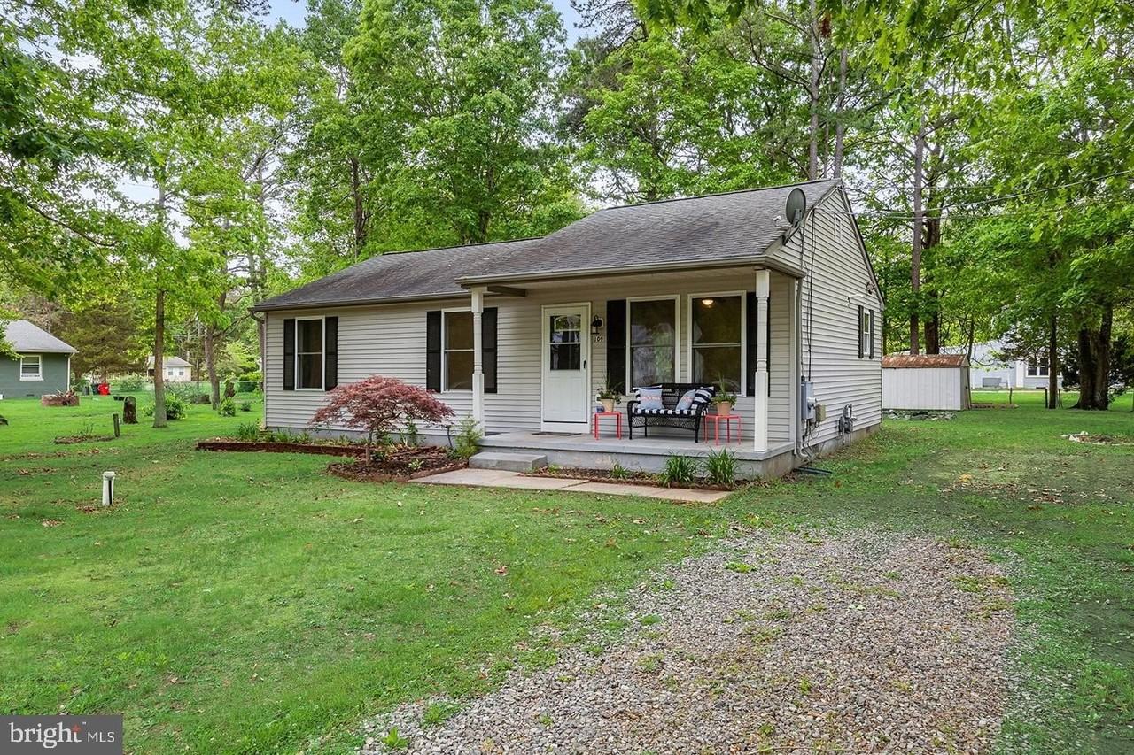109 6th Ave - Photo 2 of 22
