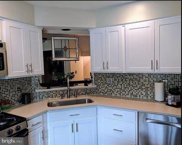 512 Brickhouse Rd - Photo 6 of 27