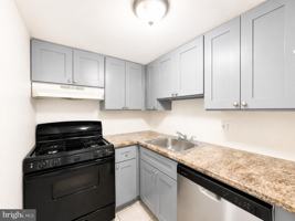 featured image of 1825 Bridgetown Pike #706