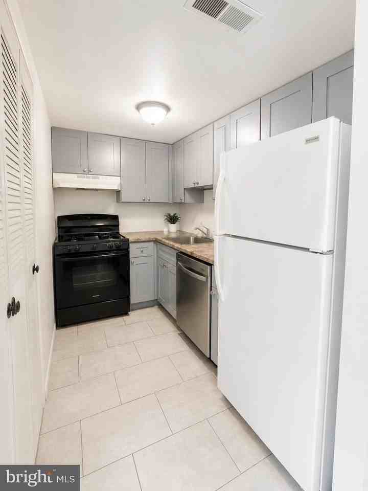 1825 Bridgetown Pike #706 - Photo 2 of 24