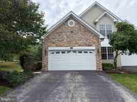 featured image of 240 Torrey Pine Ct