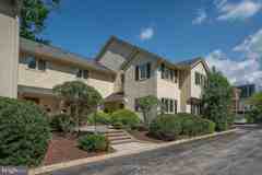 116 Montrose Ave #H - Photo 1 of 1