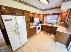 8 Loomis Park Rd - Photo 1 of 1