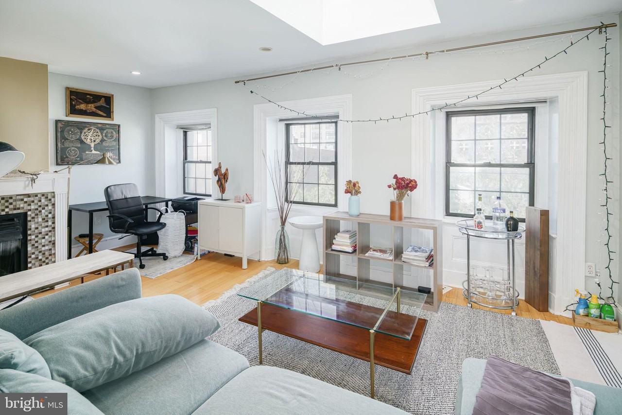 1514 Pine St #4F - Photo 3 of 13