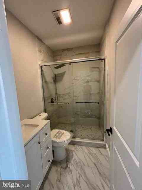 3346 N Howard St #2ndFL - Photo 5 of 10
