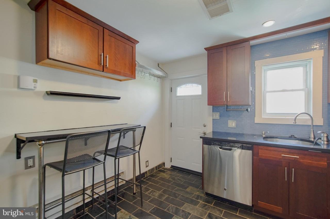 2619 South St #3 - Photo 2 of 22