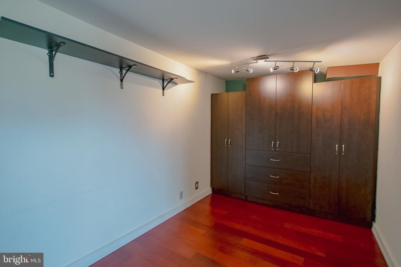 2619 South St #3 - Photo 7 of 22