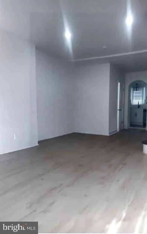 1228 N Myrtlewood St - Photo 2 of 10