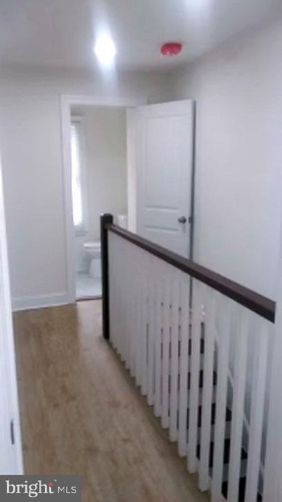 1228 N Myrtlewood St - Photo 3 of 10