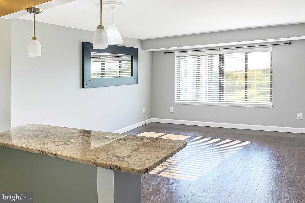 3101 S Manchester St #713 - Photo 4 of 18