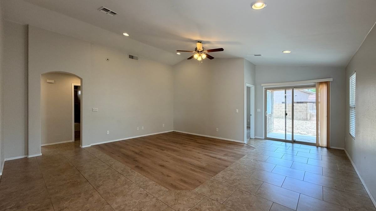 12941 W Bloomfield Rd - Photo 6 of 22
