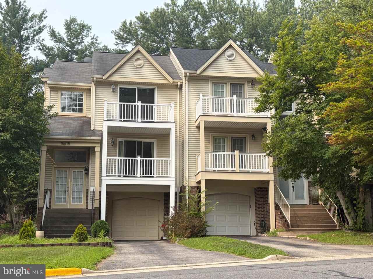15618 Montview Dr - Photo 3 of 5
