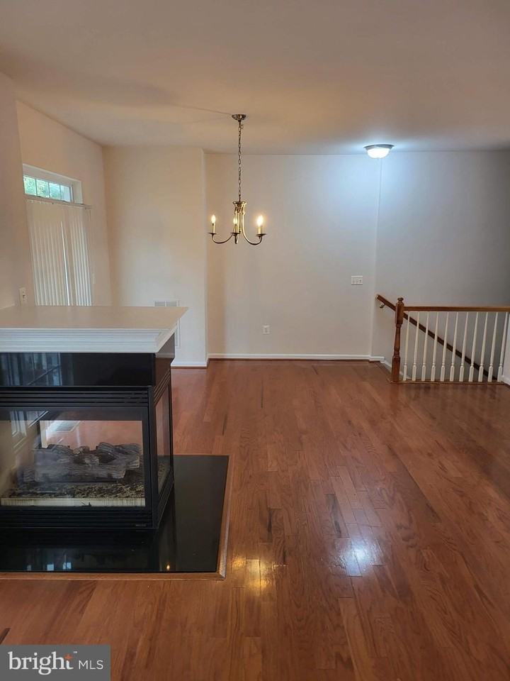 13945 Hollow Wind Way #101 - Photo 2 of 28