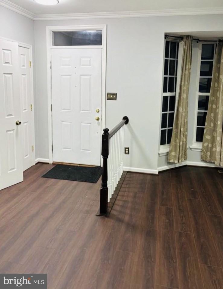 13714 Bidwell Pl - Photo 2 of 20