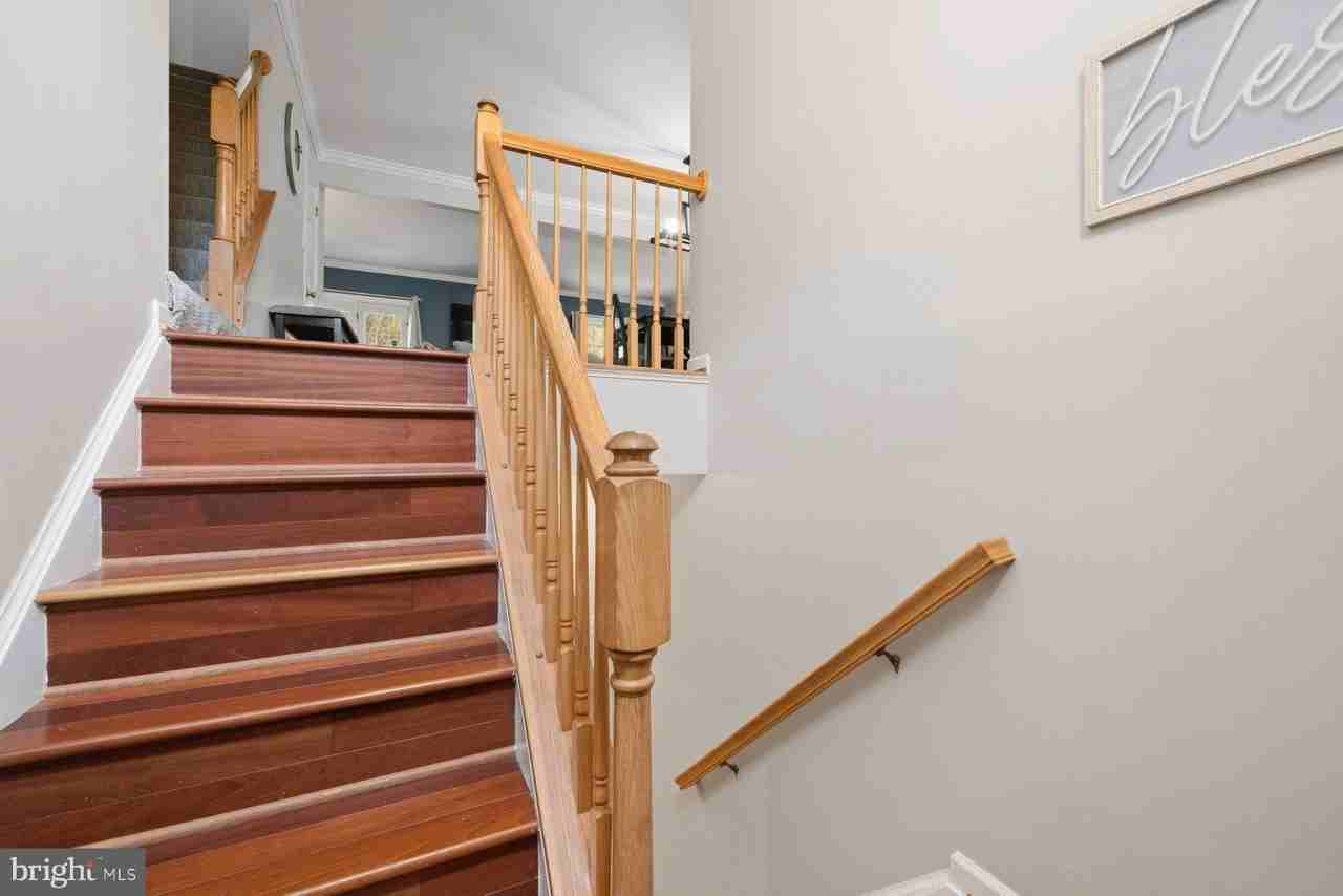 12695 Wimbley Ln - Photo 3 of 38