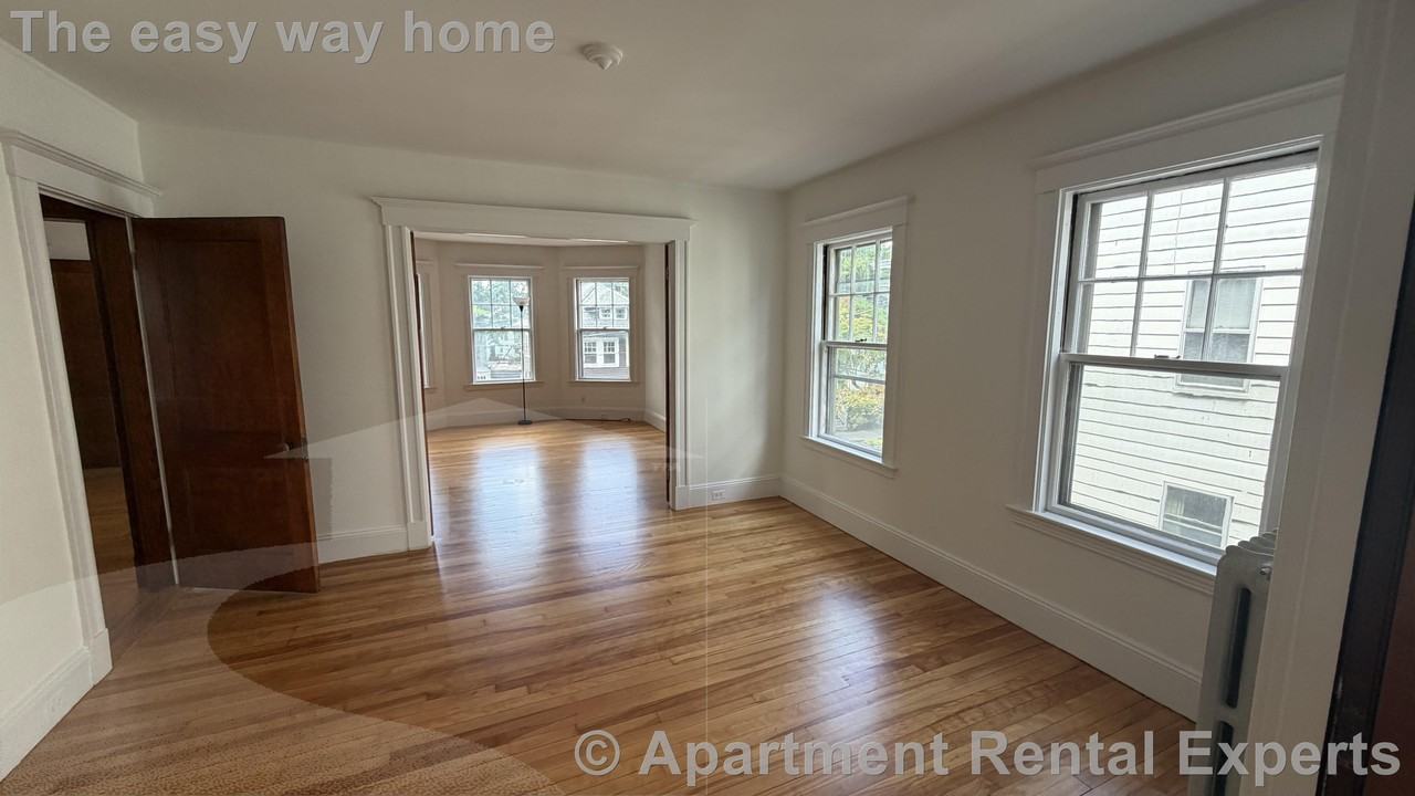 26 Upland Rd #2 - Photo 4 of 18