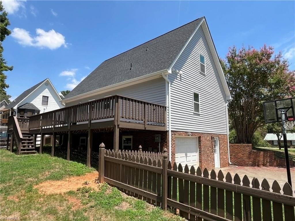 1775 Ralee Dr - Photo 6 of 50
