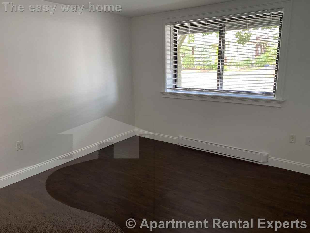 134 Summer St #4 - Photo 4 of 9