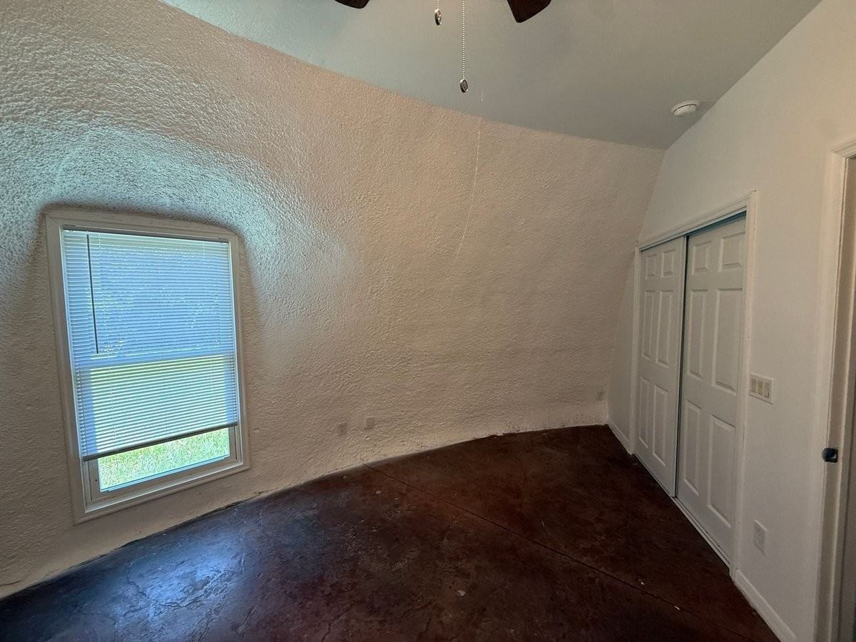18390 17th Ave - Photo 5 of 20