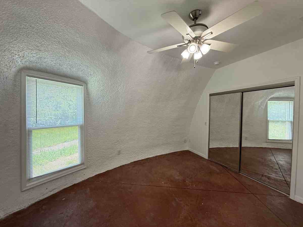 18390 17th Ave - Photo 6 of 20