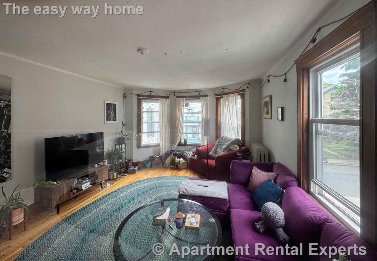 109 Orchard St #2 - Photo 4 of 16